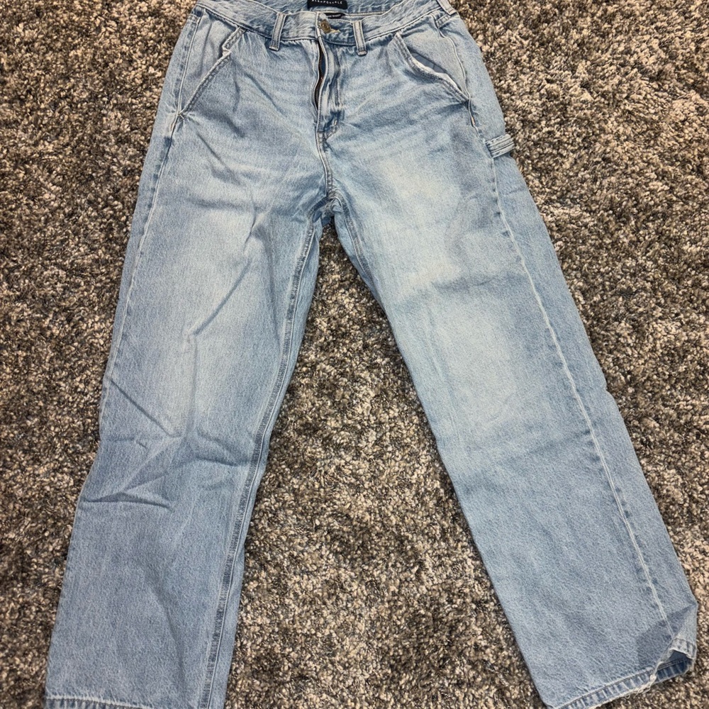 Aeropostale Women’s Light Wash Baggy Jean